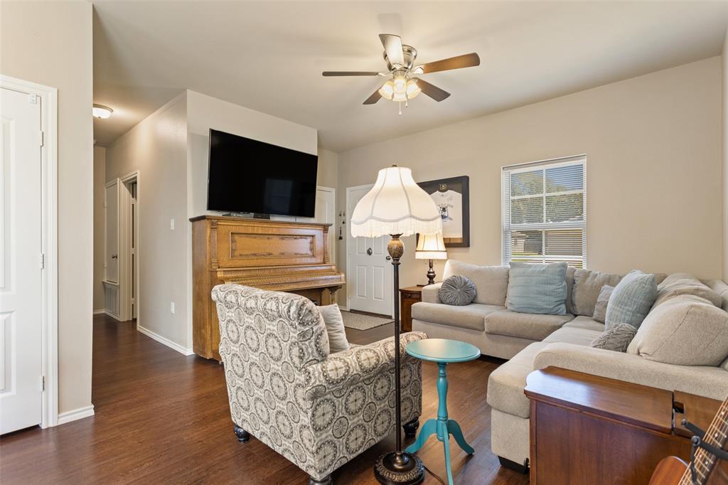 17367 Stacy Street, Lindale, TX 75771