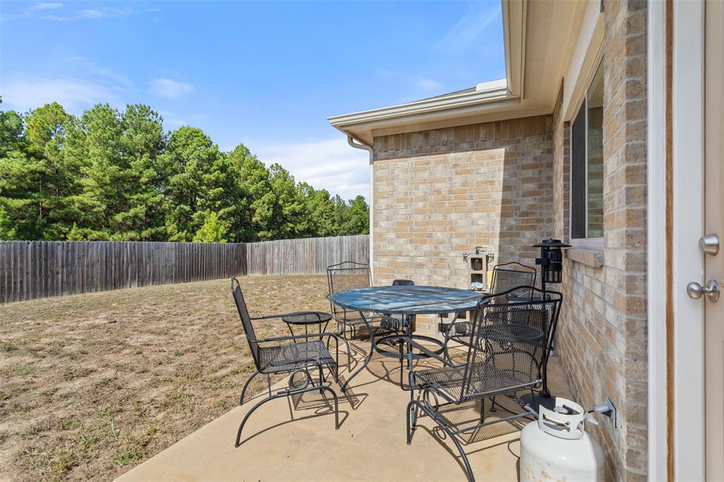 17367 Stacy Street, Lindale, TX 75771