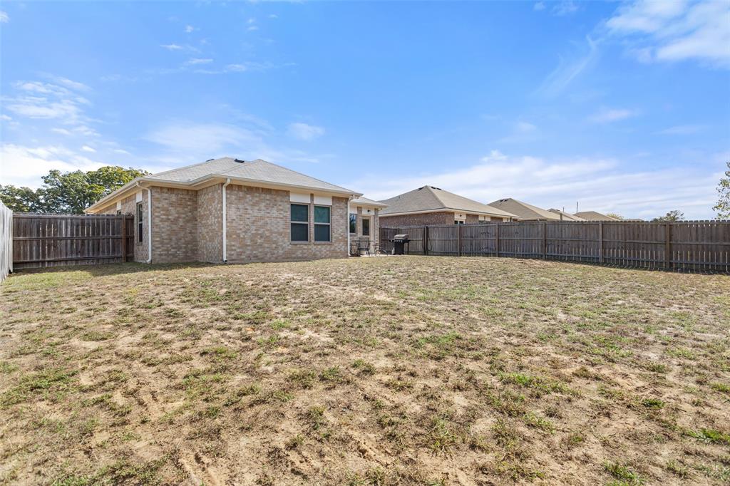 17367 Stacy Street, Lindale, TX 75771