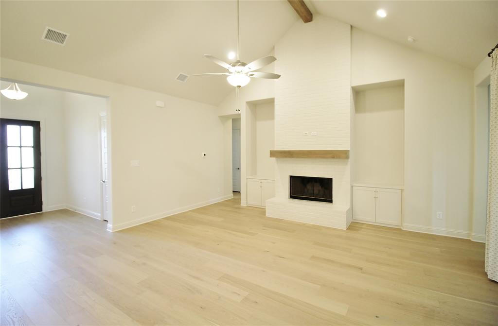 31 Jacey Court, Waxahachie, TX 75167