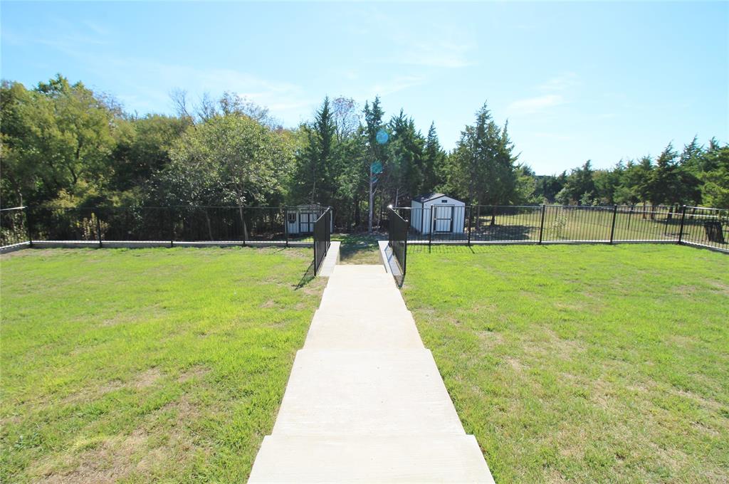 31 Jacey Court, Waxahachie, TX 75167
