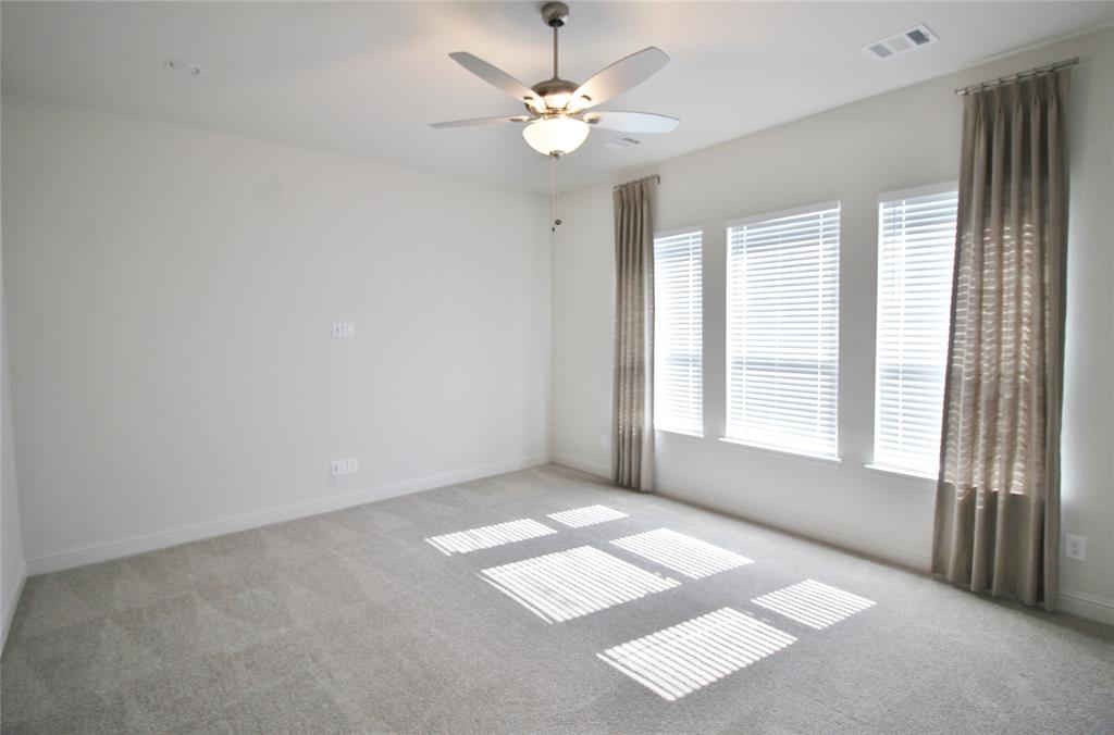 31 Jacey Court, Waxahachie, TX 75167
