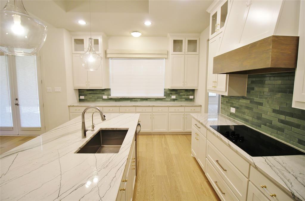31 Jacey Court, Waxahachie, TX 75167