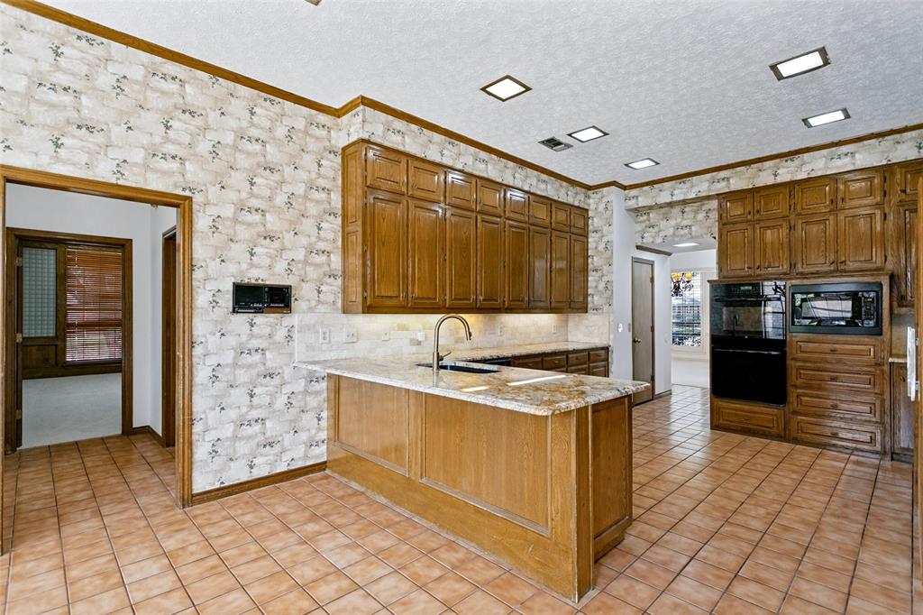 3916 Cross Bend Road, Plano, TX 75023