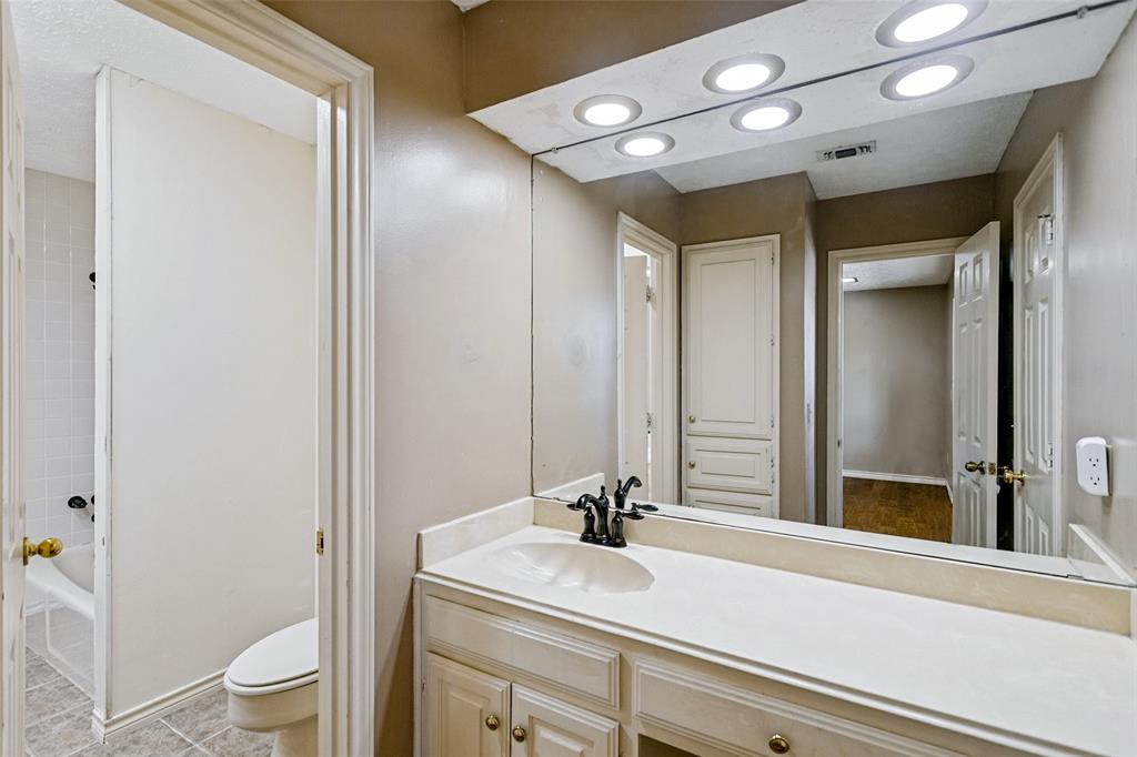 3916 Cross Bend Road, Plano, TX 75023