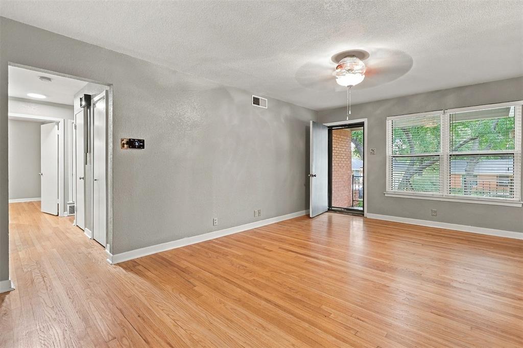 1233 Fair Oaks Drive, Irving, TX 75060