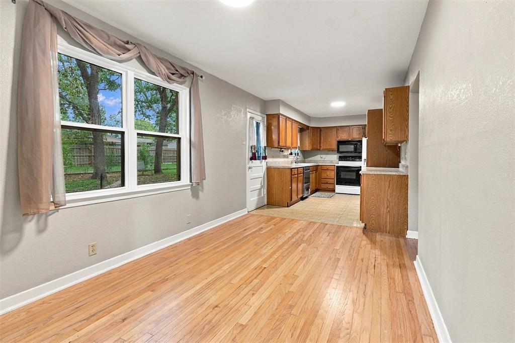 1233 Fair Oaks Drive, Irving, TX 75060