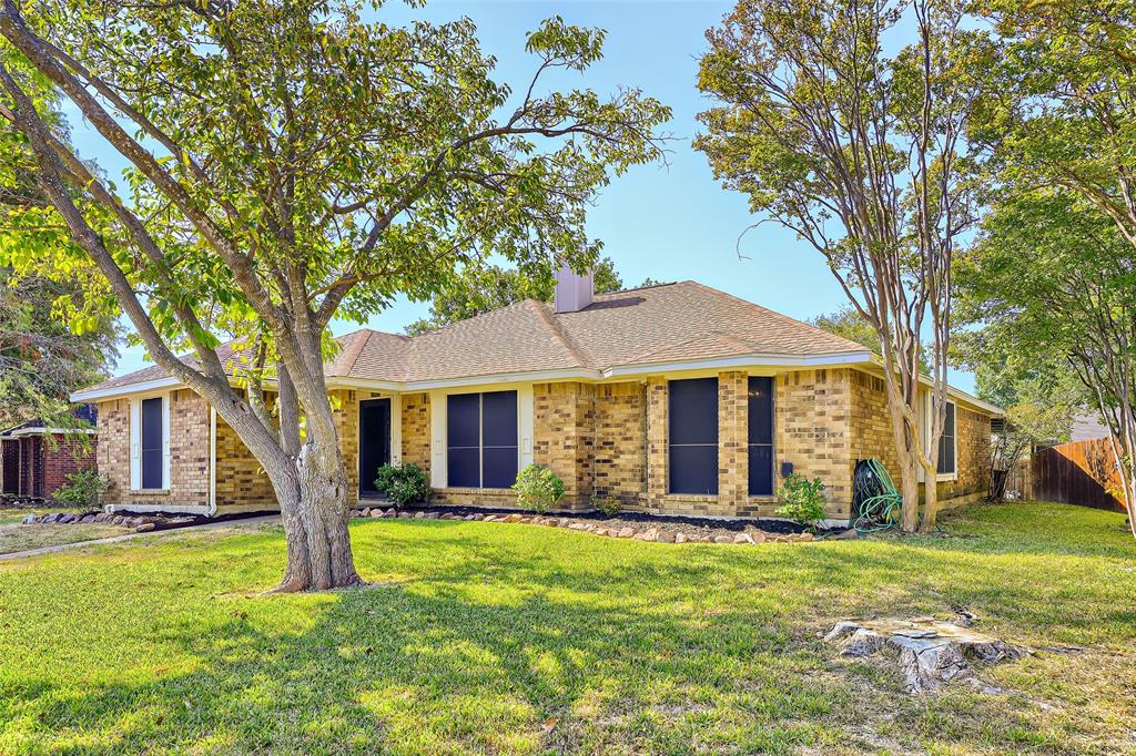 709 Bridgewater Lane, Mesquite, TX 75181