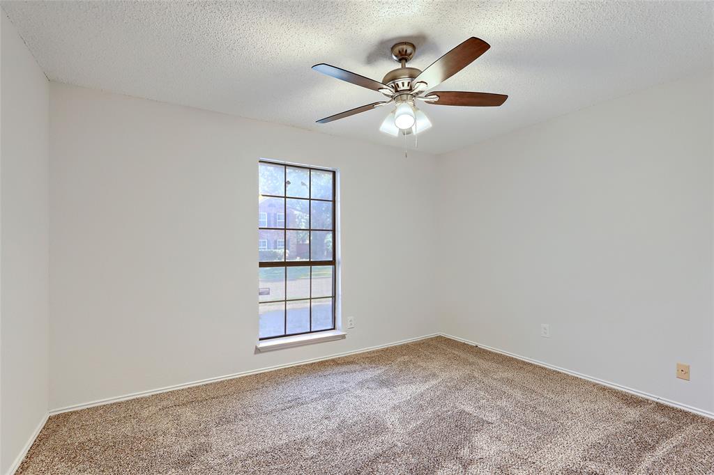 709 Bridgewater Lane, Mesquite, TX 75181