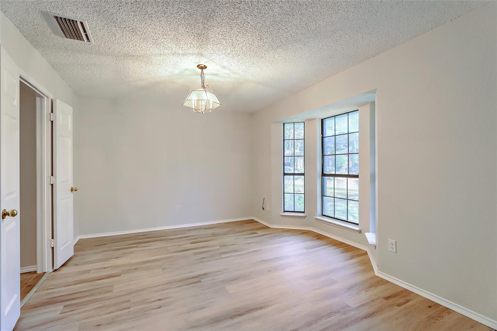 709 Bridgewater Lane, Mesquite, TX 75181