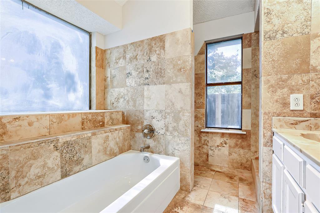 709 Bridgewater Lane, Mesquite, TX 75181