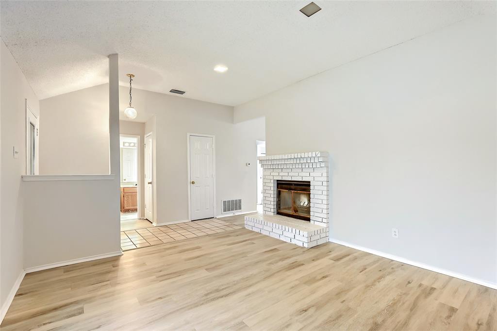 709 Bridgewater Lane, Mesquite, TX 75181