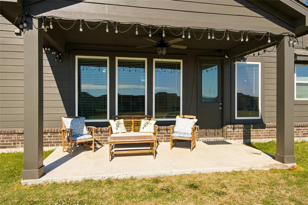 1138 CR 138 Road, Oak Ridge, TX 75161
