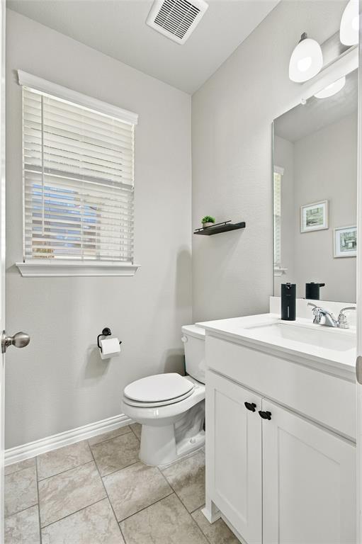 Half powder bath