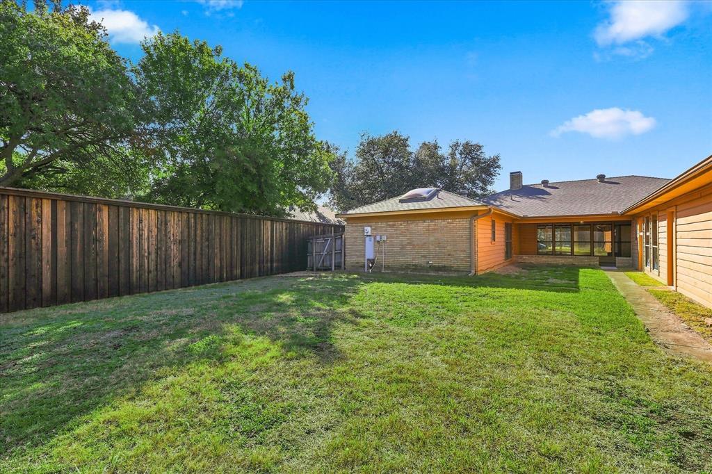 8857 Kingsley Road, Dallas, TX 75231