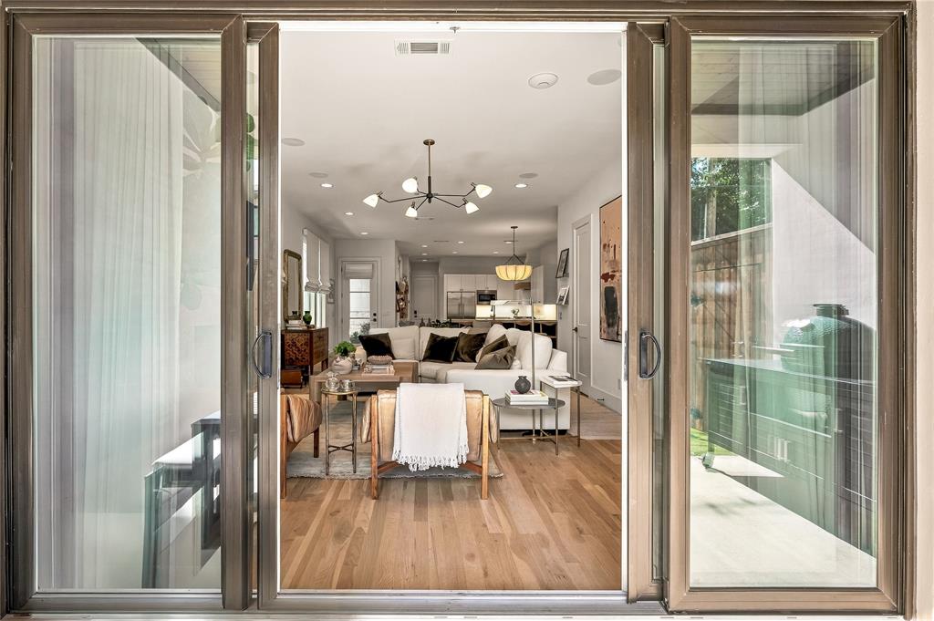 5520 Martel Avenue, Dallas, TX 75206