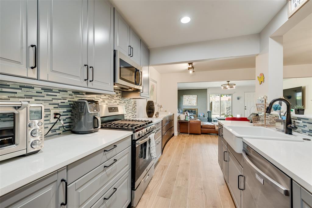308 N Cottonwood Drive, Richardson, TX 75080