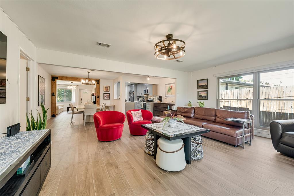 308 N Cottonwood Drive, Richardson, TX 75080