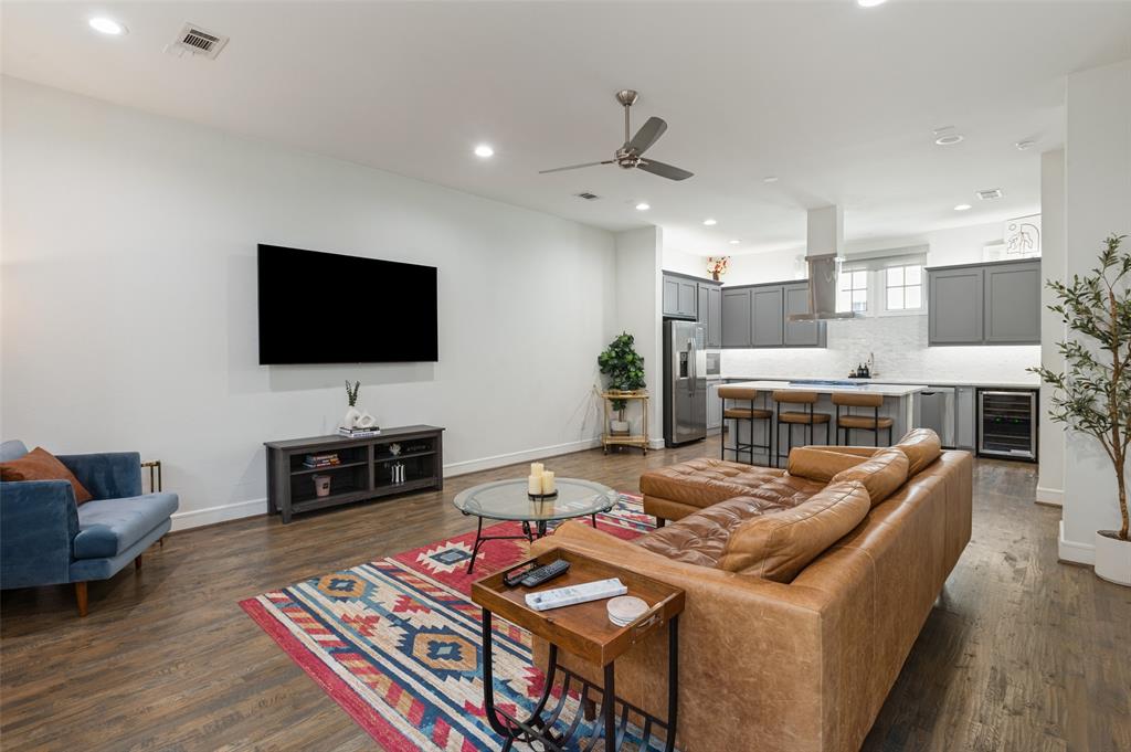 5073 Gaston Avenue, #402, Dallas, TX 75214
