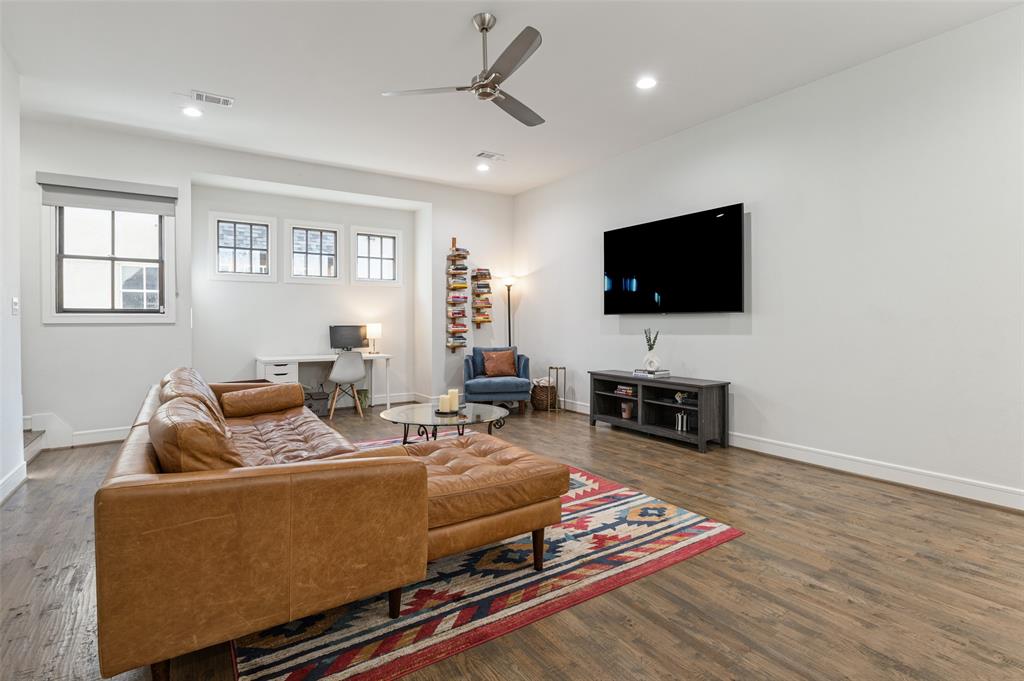 5073 Gaston Avenue, #402, Dallas, TX 75214