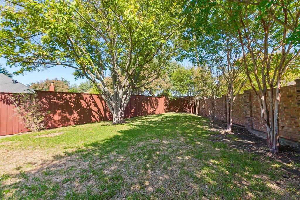 Rare .36 acre lot - total privacy