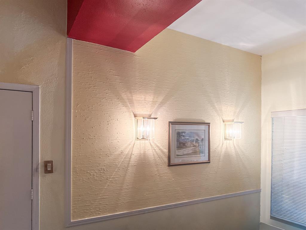 10407 High Hollows Drive, #107, Dallas, TX 75230 10407 High Hollows Drive, #107, Dallas, TX 75230