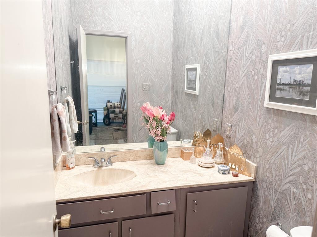 10407 High Hollows Drive, #107, Dallas, TX 75230
