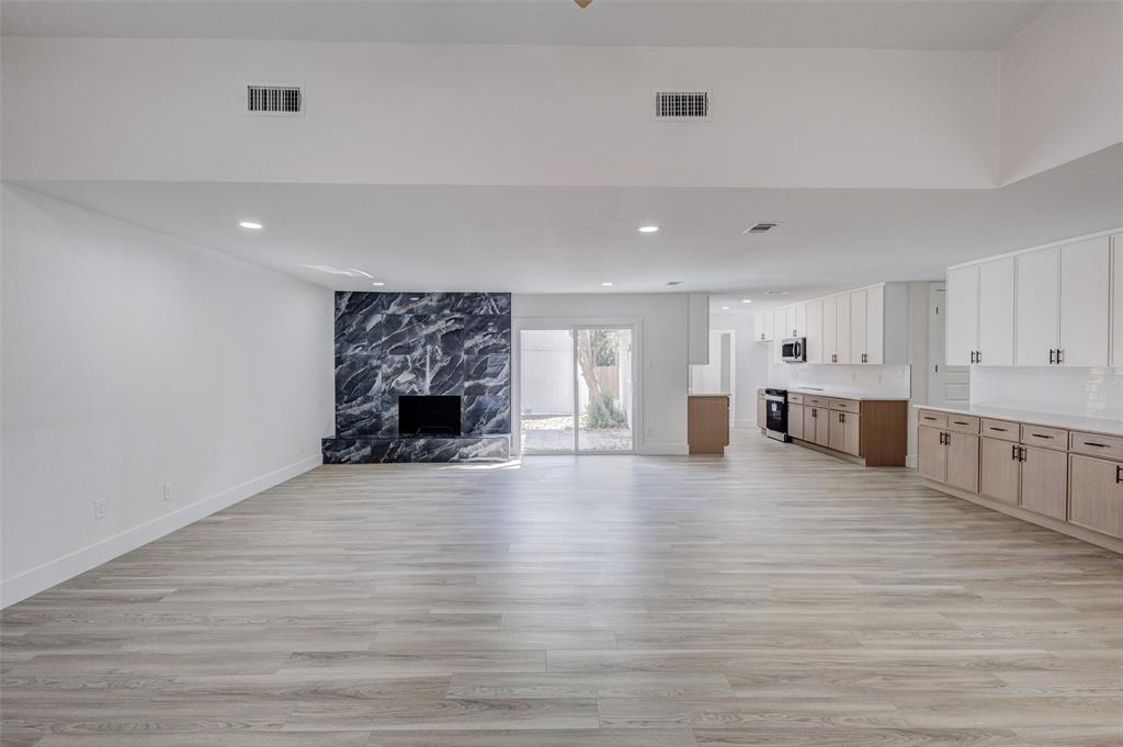 3726 Ruidosa Avenue, Dallas, TX 75228