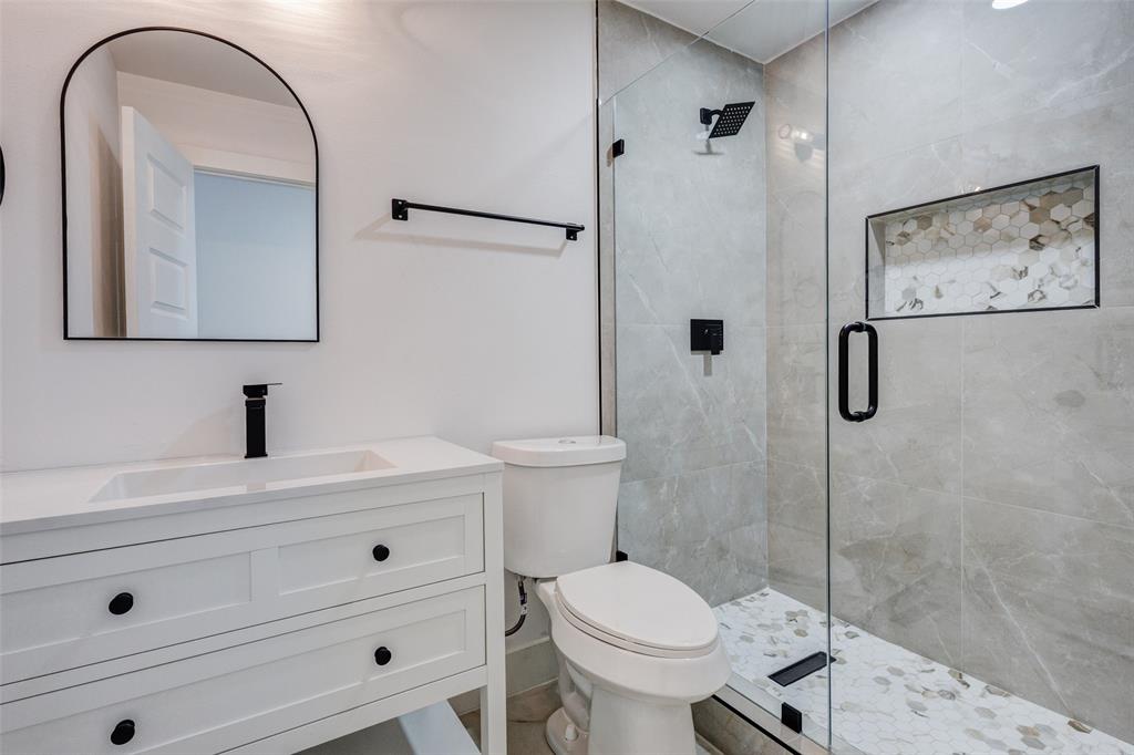 3726 Ruidosa Avenue, Dallas, TX 75228