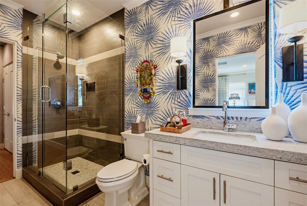 3716 N Versailles Avenue, Dallas, TX 75209