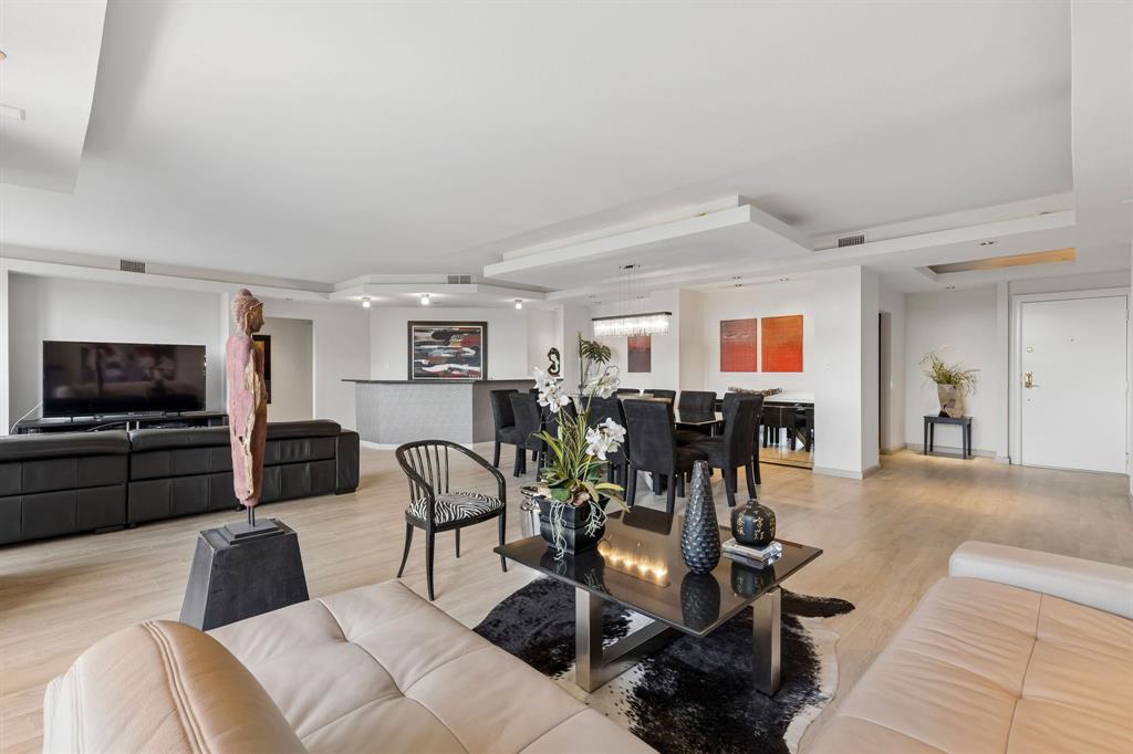 5200 Keller Springs Road, #425 and 427, Dallas, TX 75248