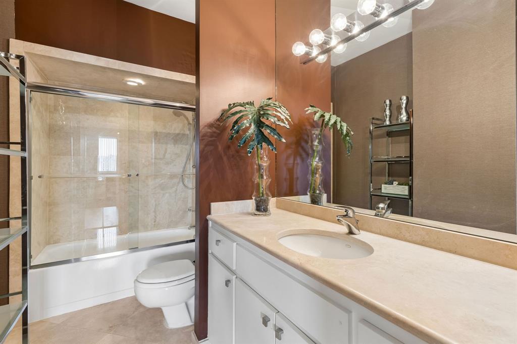 5200 Keller Springs Road, #425 and 427, Dallas, TX 75248
