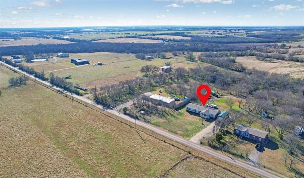5740 County Road 1091, Celeste, TX 75423