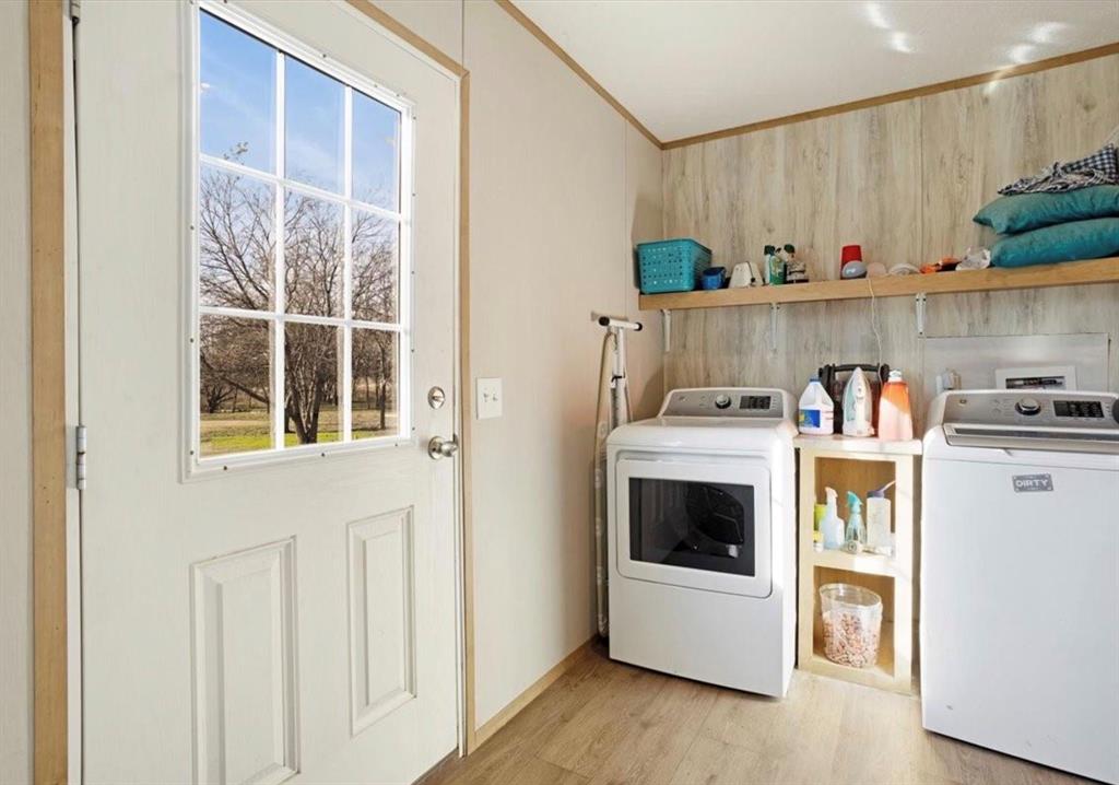 5740 County Road 1091, Celeste, TX 75423