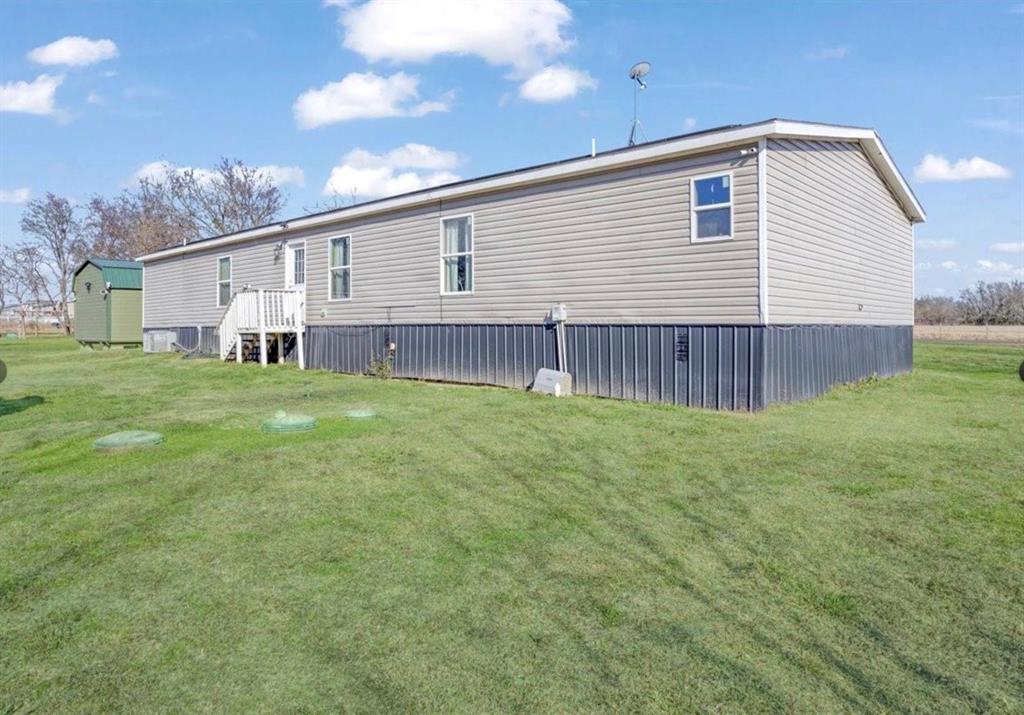 5740 County Road 1091, Celeste, TX 75423