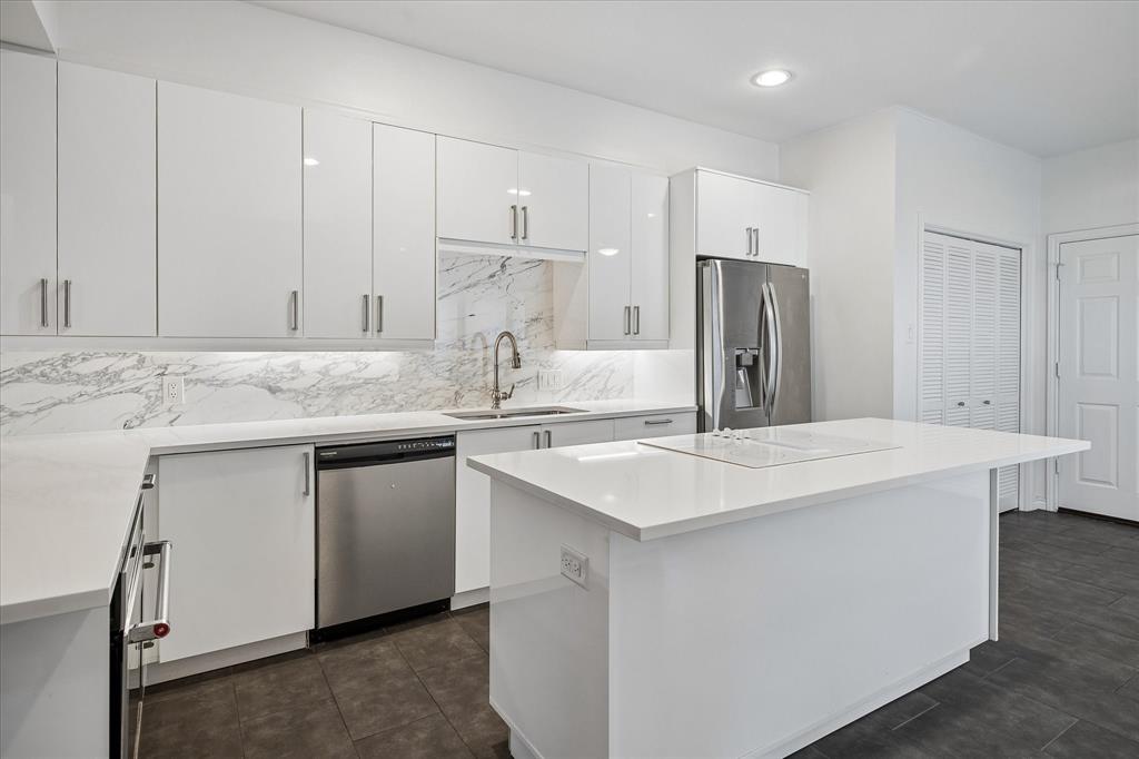 12446 Montego Plaza, Dallas, TX 75230