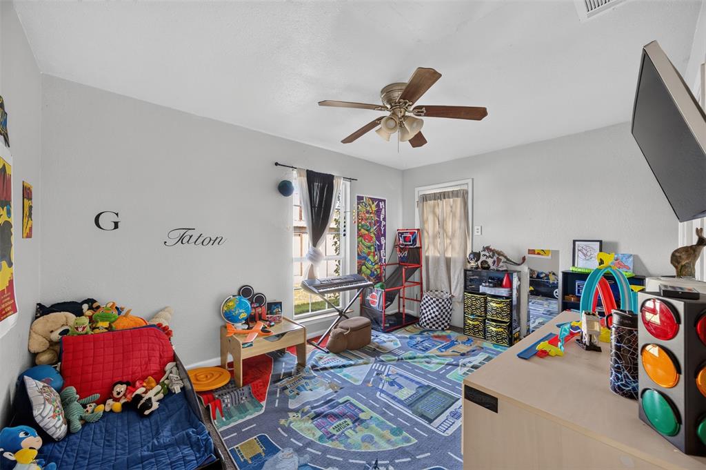 2705 Solar Court, Granbury, TX 76049