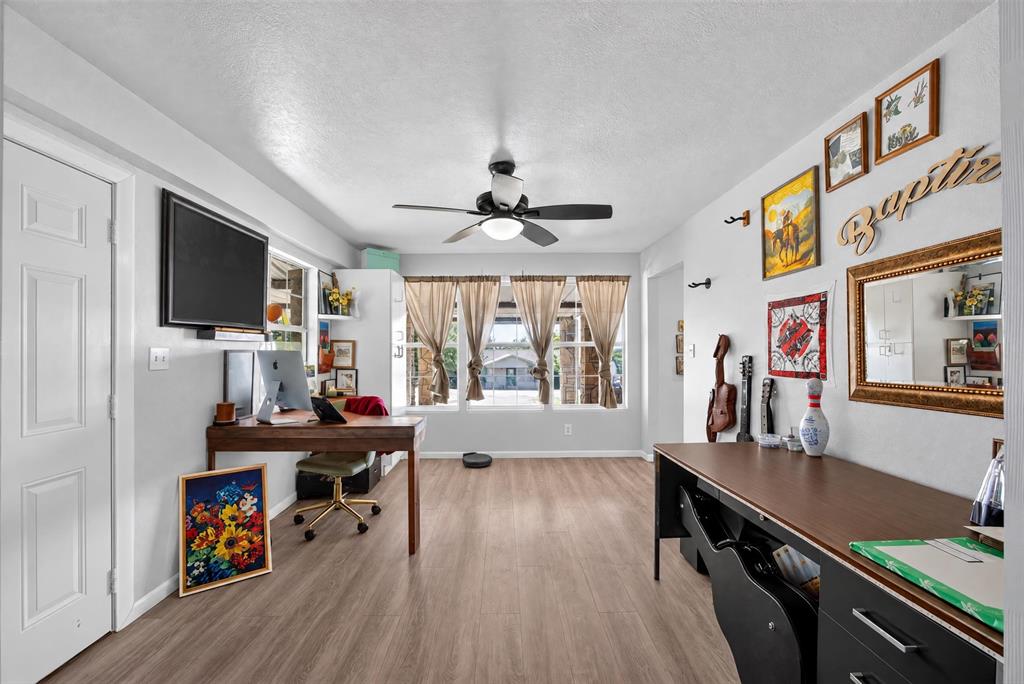 2705 Solar Court, Granbury, TX 76049