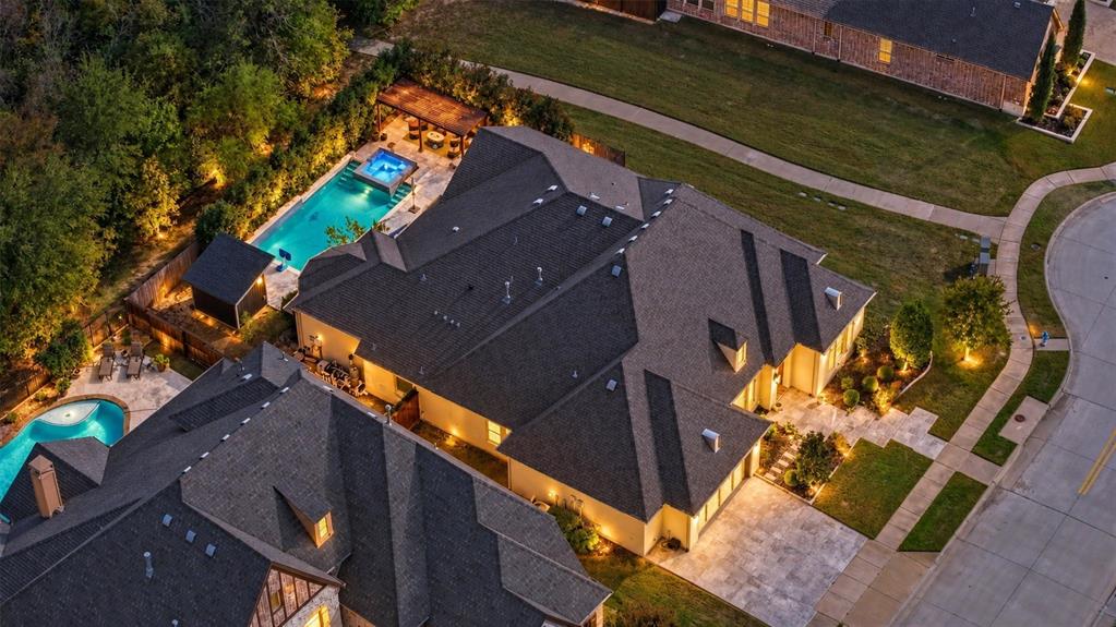 2204 Grafton Lane, McKinney, TX 75071