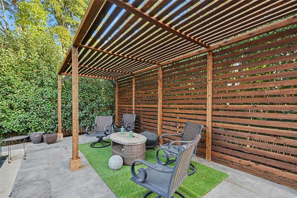 2204 Grafton Lane, McKinney, TX 75071