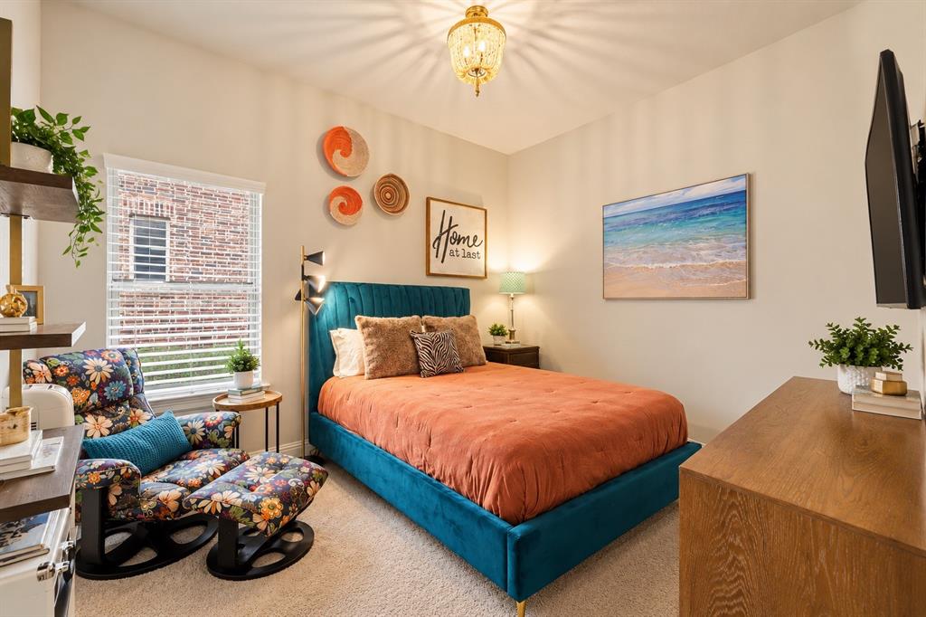2204 Grafton Lane, McKinney, TX 75071