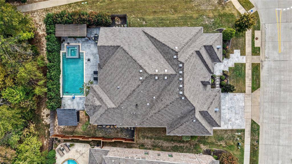 2204 Grafton Lane, McKinney, TX 75071