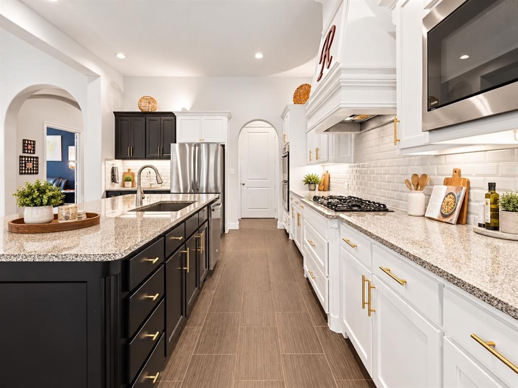 2204 Grafton Lane, McKinney, TX 75071