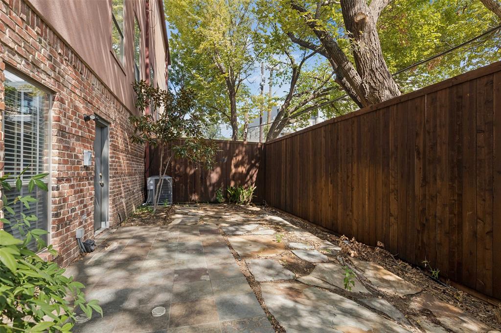 4330 Cole Avenue, #F, Dallas, TX 75205