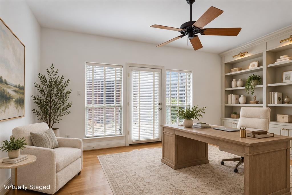 Second Bedroom Can be used as a bedroom or an office. Virtually Staged.