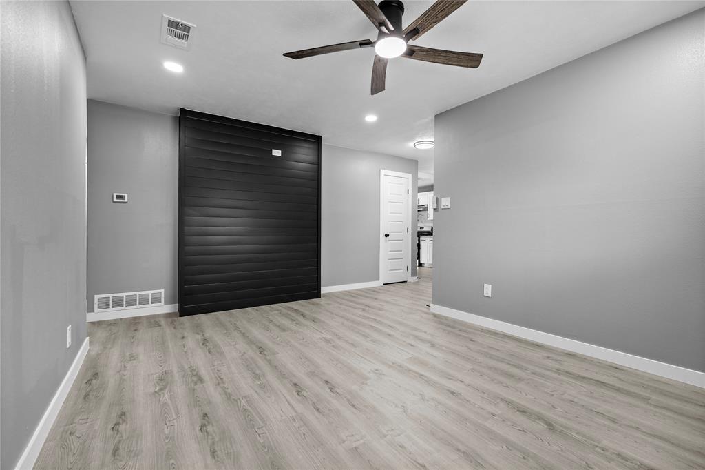 820 Colgate Drive, Lancaster, TX 75134