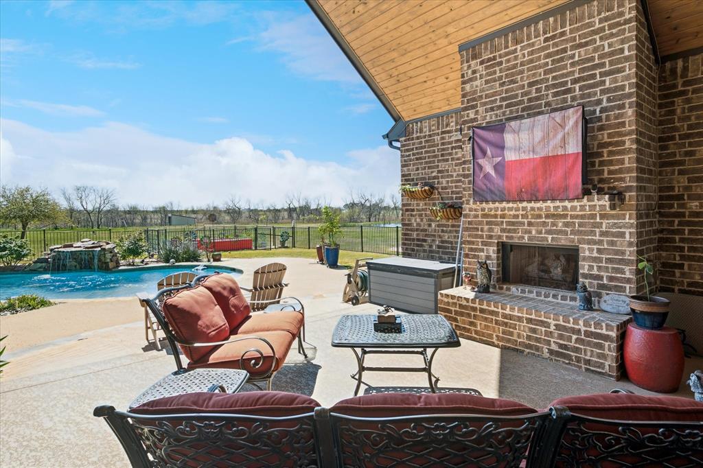 4076 Preston Lakes Circle, Celina, TX 75009