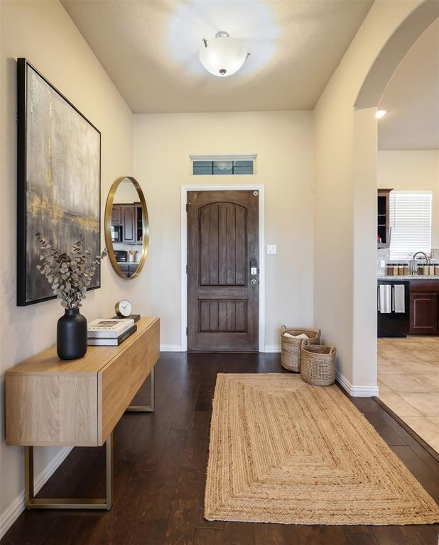 Virtually staged entryway Virtually staged entryway