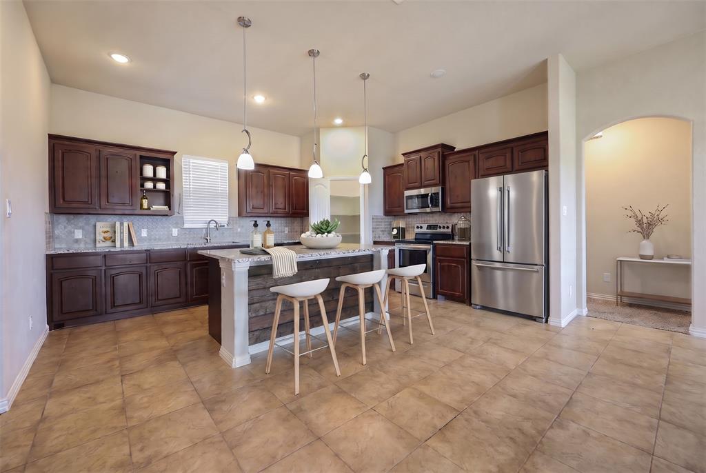 virtually staged kitchen for inspiration