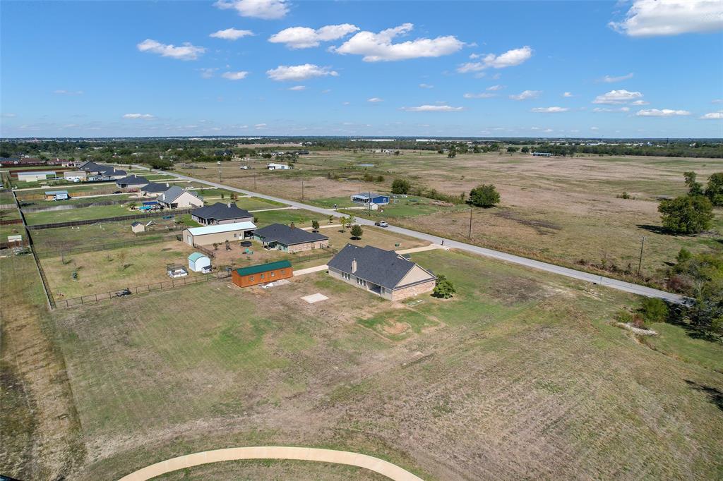 8818 Abner Road, Oak Ridge, TX 75161